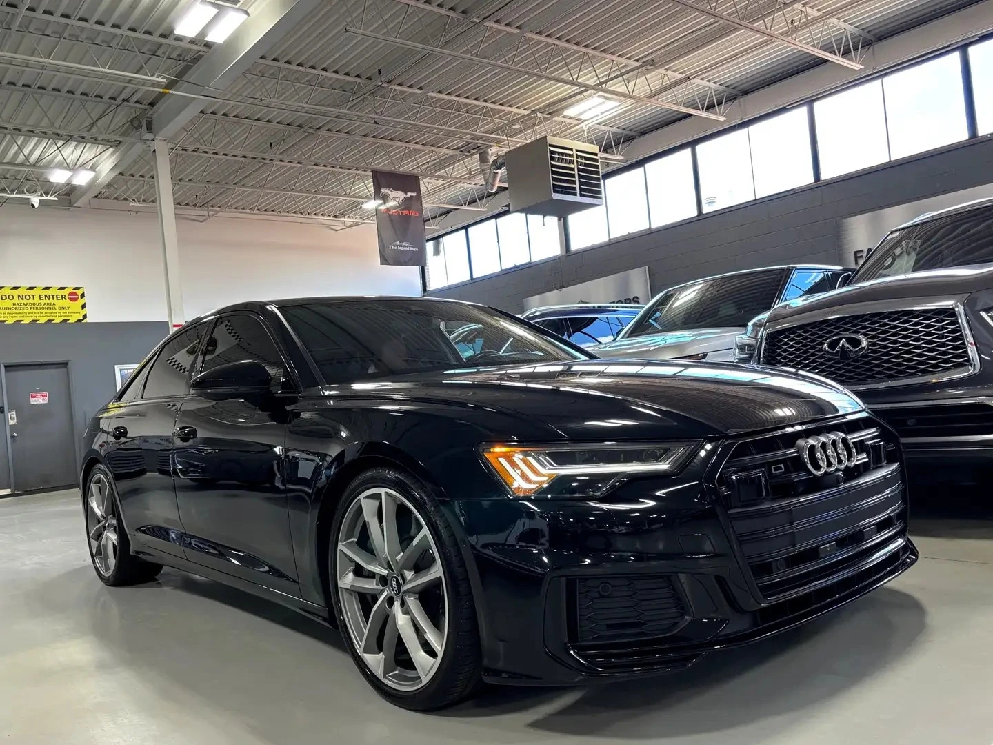 Audi S6 PREMIUM PLUS B&O ЦЕНА ДО БЪЛГАРИЯ АВТОКРЕДИТ, снимка 2 - Автомобили и джипове - 55779521
