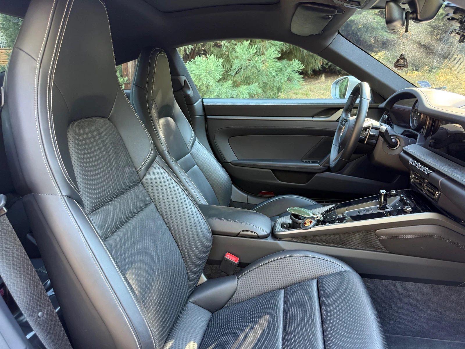 Porsche 911 Carrera 4 992.1, снимка 4 - Автомобили и джипове - 56185684