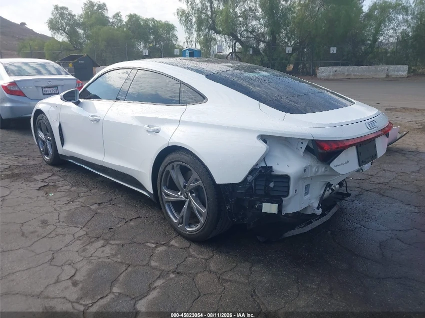 Audi E-Tron GT PREMIUM PLUS QUATTRO, снимка 4 - Автомобили и джипове - 56208692
