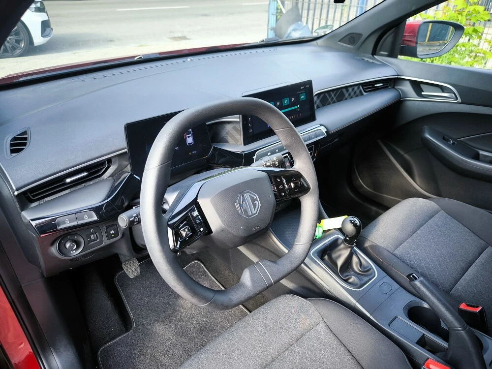 Mg 3 1.5 Standard, снимка 3 - Автомобили и джипове - 56459752