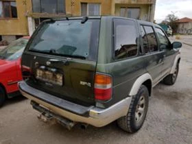 Nissan Pathfinder 2.7TDi., снимка 5