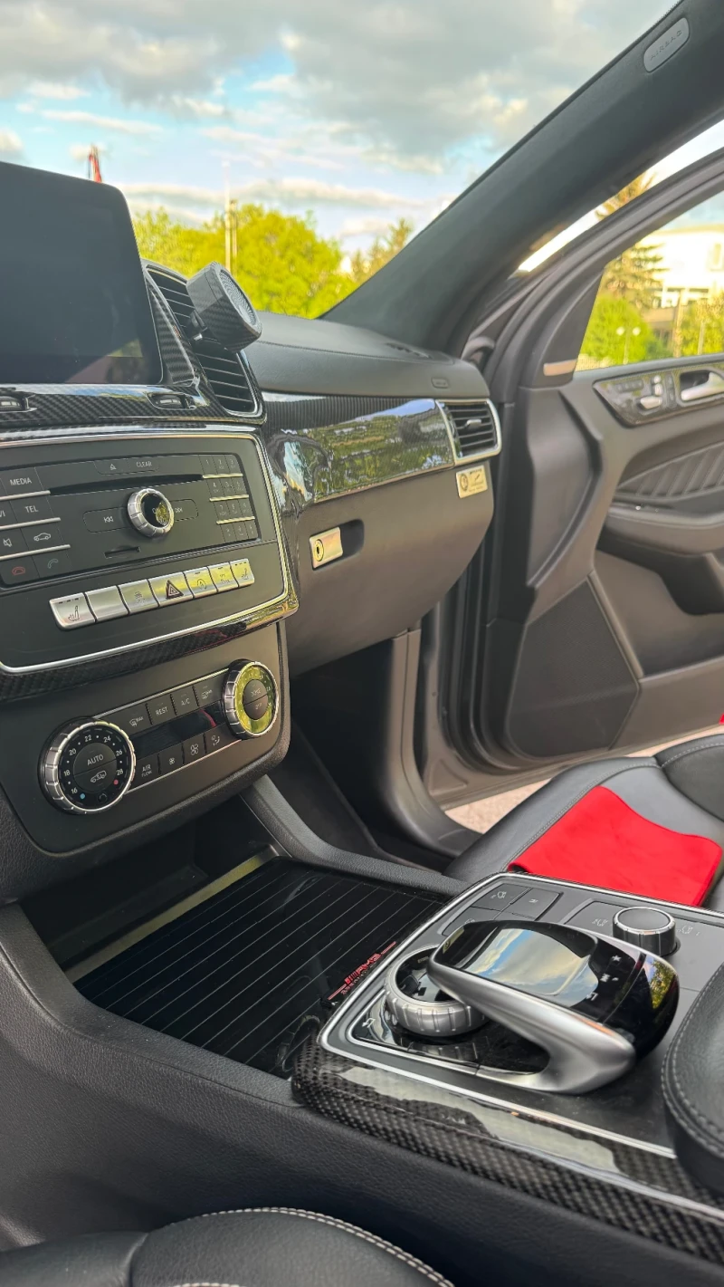 Mercedes-Benz GLE 43 AMG Special Carbon Edition. КРАЙНА ЦЕНА БЕЗ АНАЛОГ, снимка 12 - Автомобили и джипове - 52054661