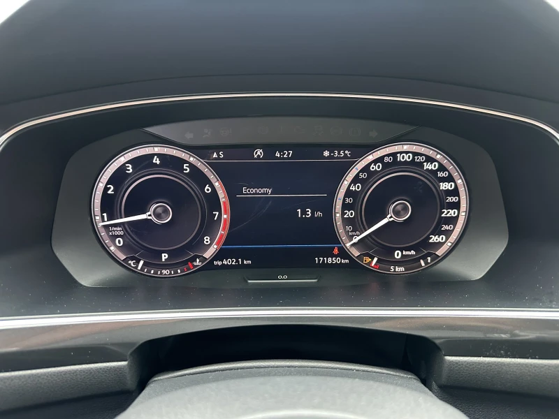 VW Tiguan R Line 4Motion, снимка 9 - Автомобили и джипове - 53088362