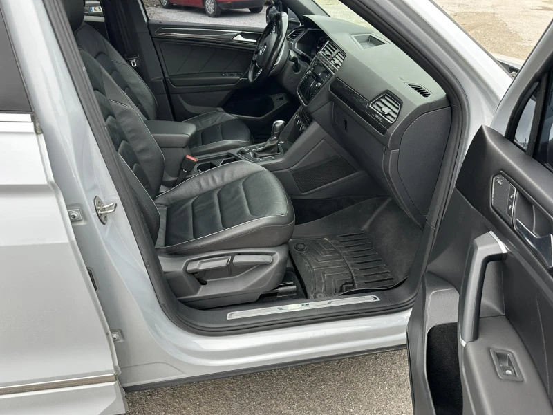 VW Tiguan R Line 4Motion, снимка 10 - Автомобили и джипове - 53088362