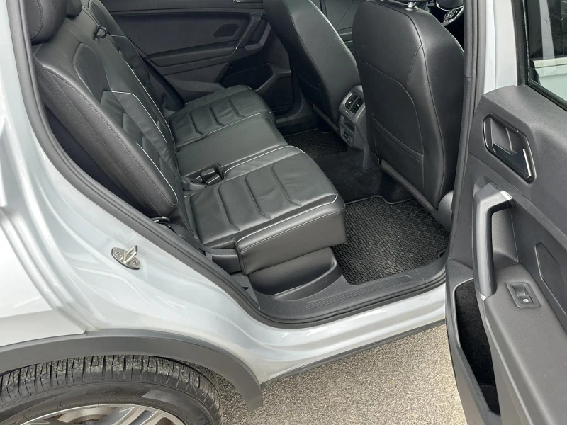 VW Tiguan R Line 4Motion, снимка 11 - Автомобили и джипове - 53088362