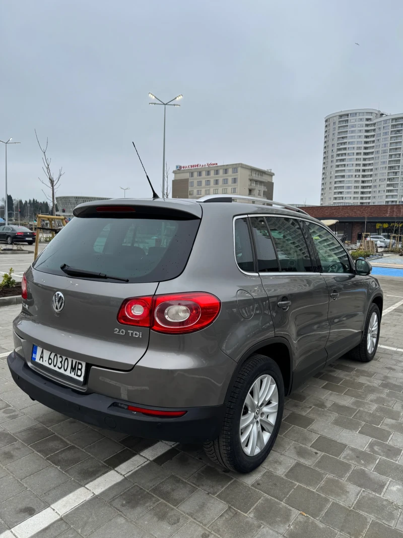 VW Tiguan, снимка 4 - Автомобили и джипове - 53220274