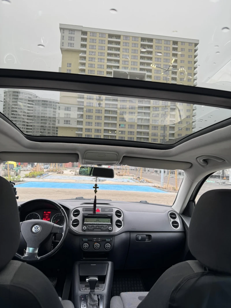 VW Tiguan, снимка 8 - Автомобили и джипове - 53220274