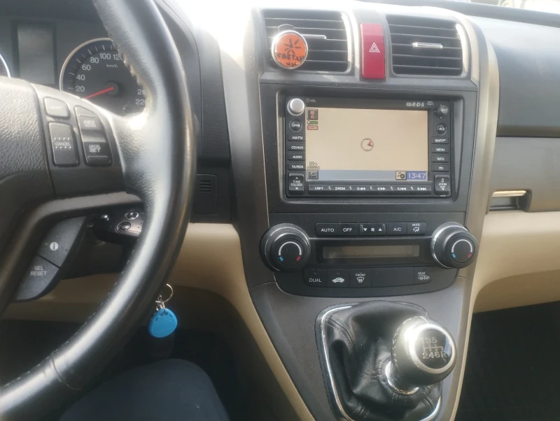 Honda Cr-v 2.2 I-DTEC, снимка 5 - Автомобили и джипове - 53524414