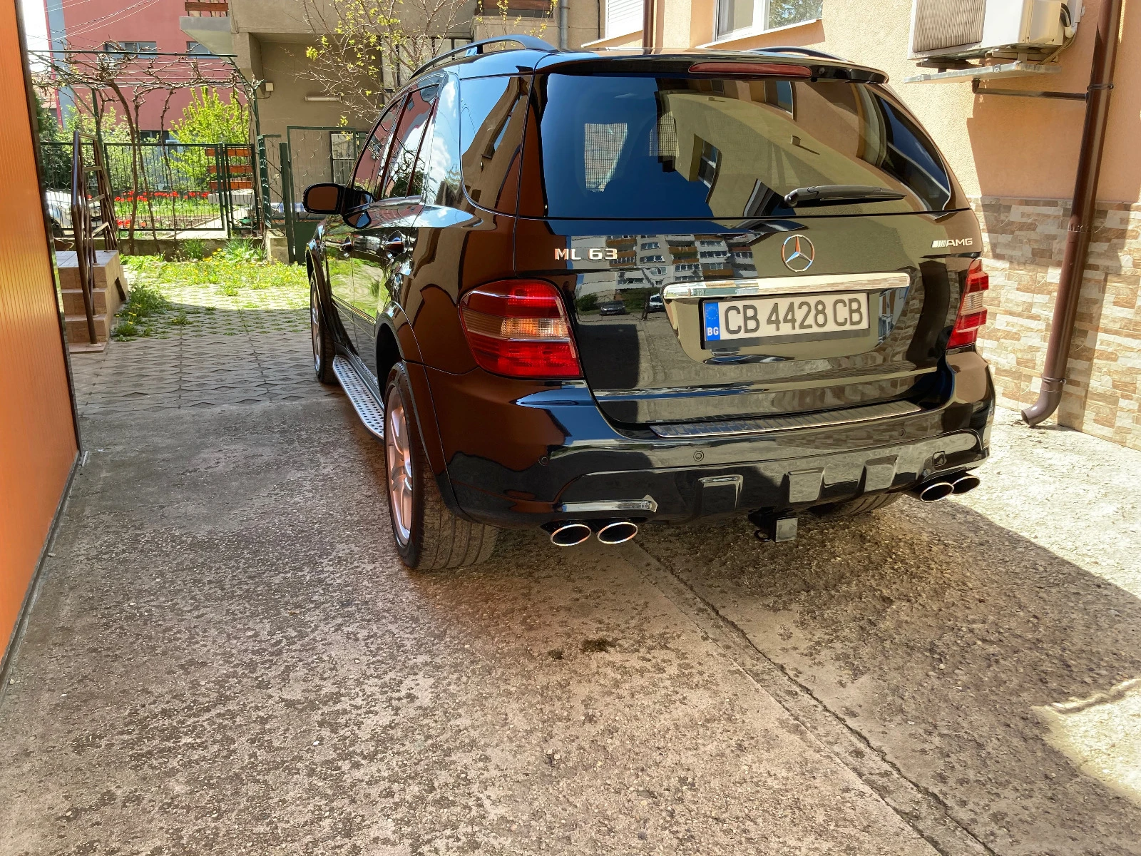 Mercedes-Benz ML 63 AMG 6.3AMG - изображение 3