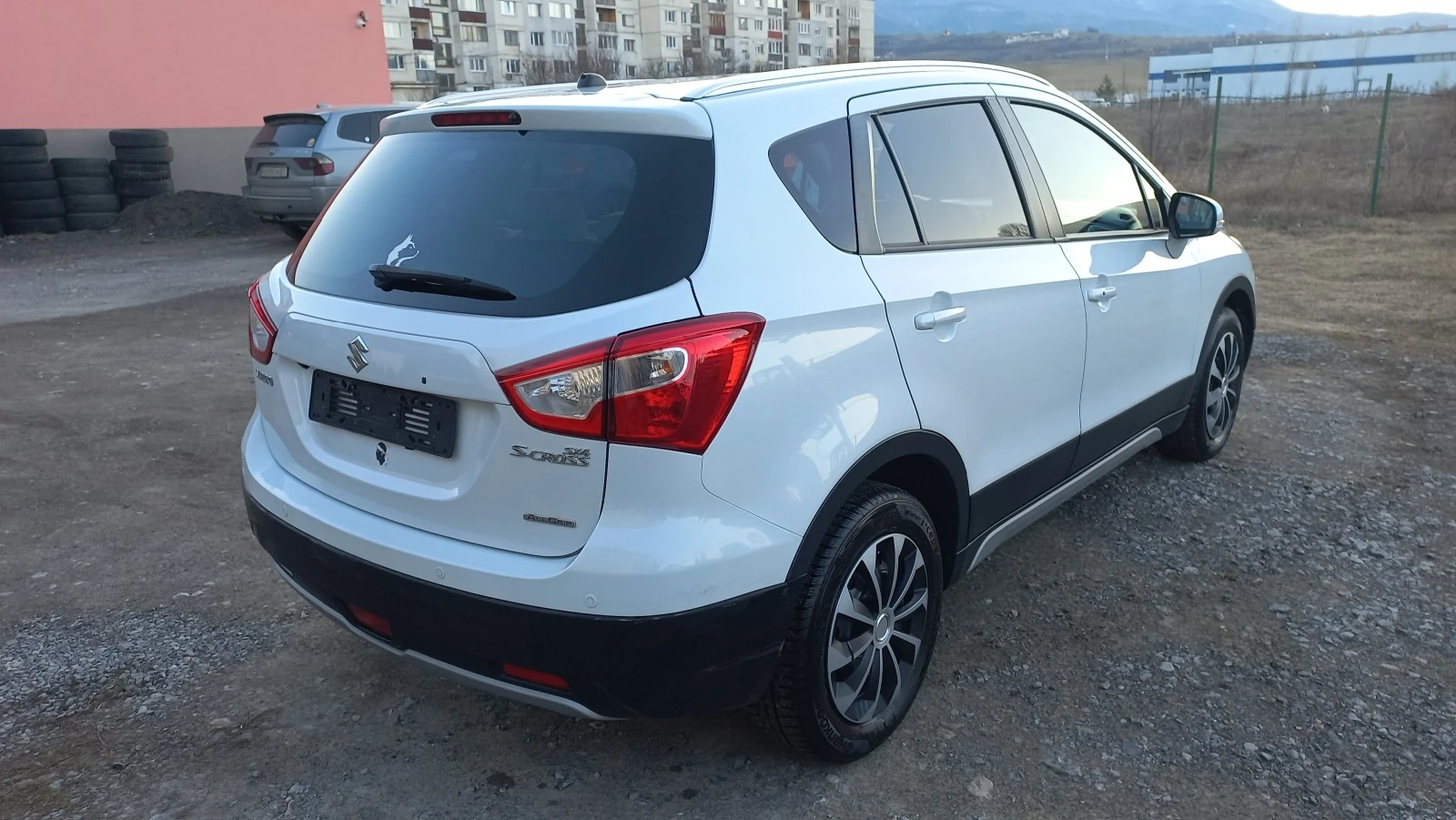 Suzuki SX4 S-Cross 1.6 all grip 4x4 - изображение 4