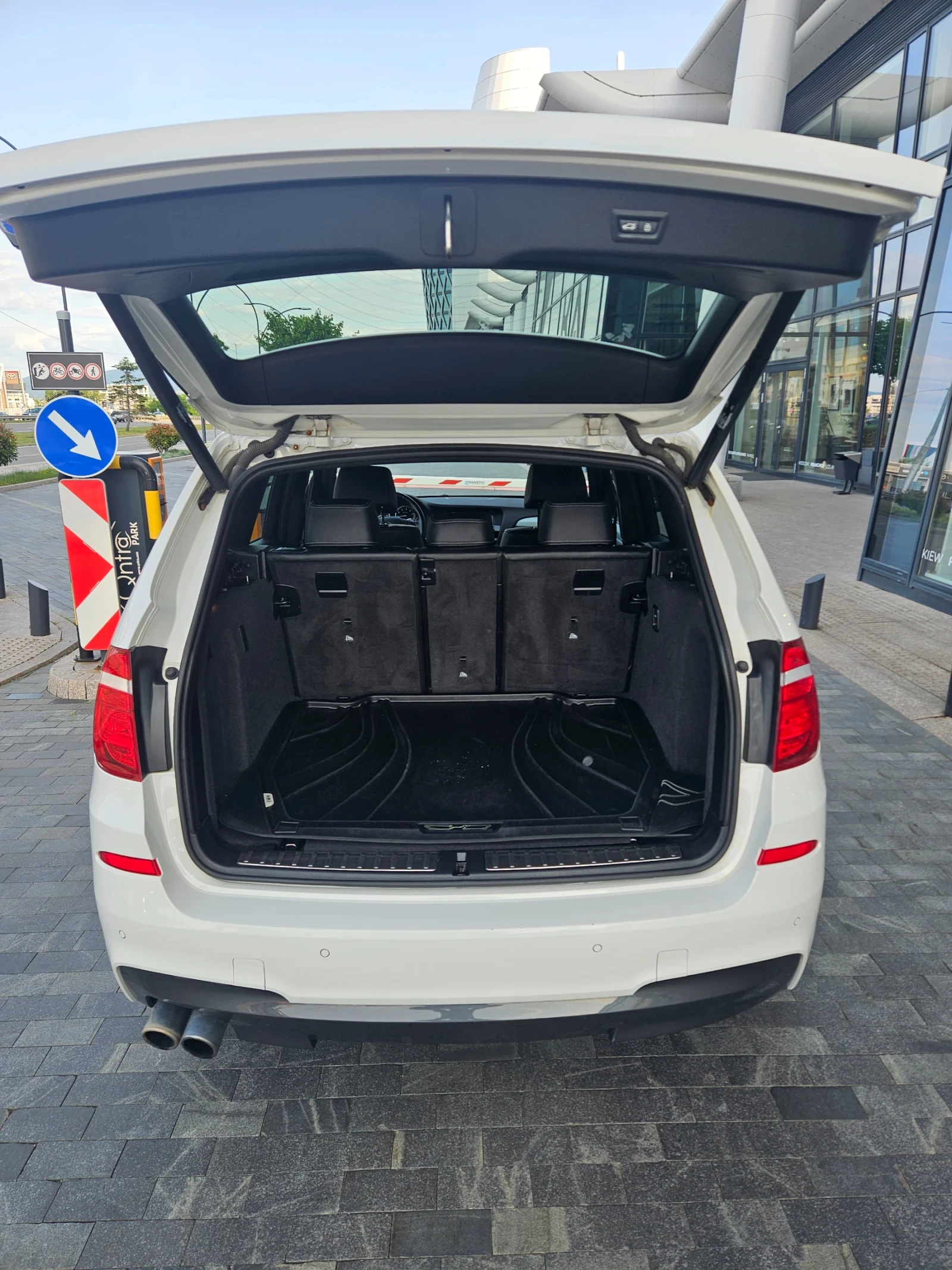 BMW X3 xDrive 28i M-Pack - изображение 7