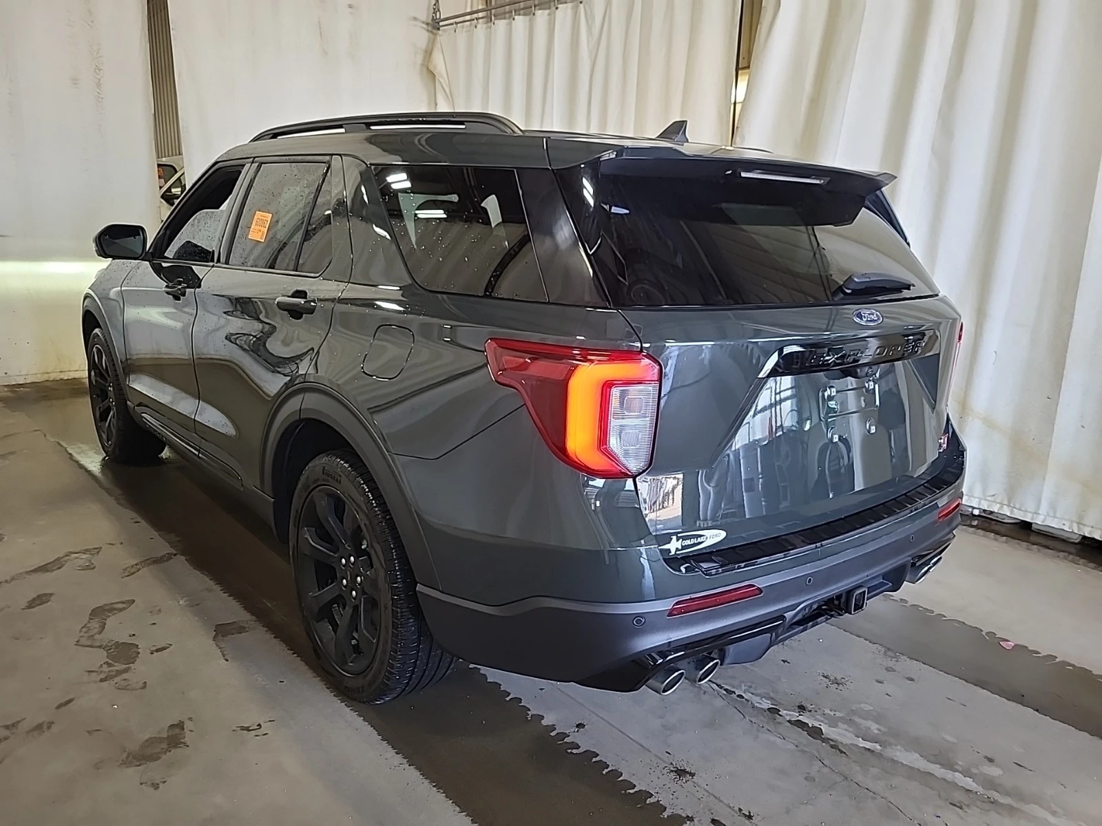 Ford Explorer ST * * CARFAX * * АВТО КРЕДИТ * *  - изображение 5