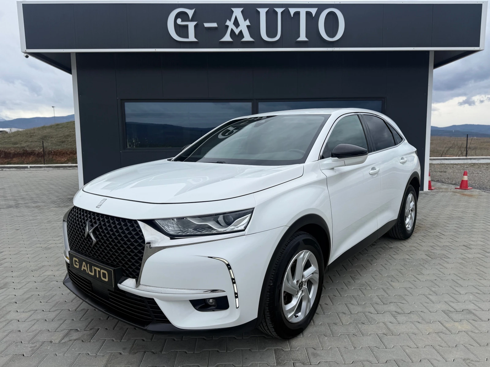 Citroen DS 7 Crossback 1.5HDI 131 ks Собствен лизинг !!!