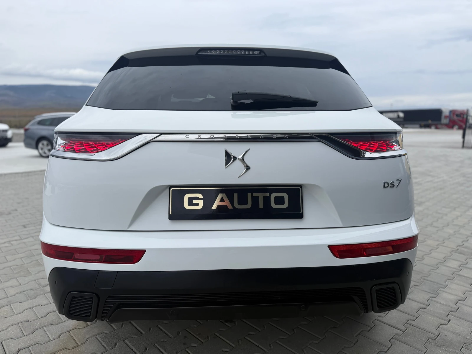 Citroen DS 7 Crossback 1.5HDI 131 ks Собствен лизинг !!!, снимка 5 - Автомобили и джипове - 54059778