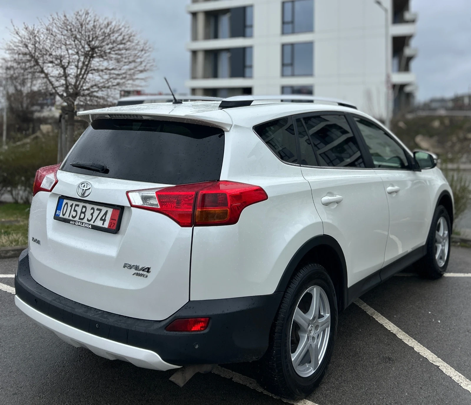 Toyota Rav4 4x4, снимка 8 - Автомобили и джипове - 54081582