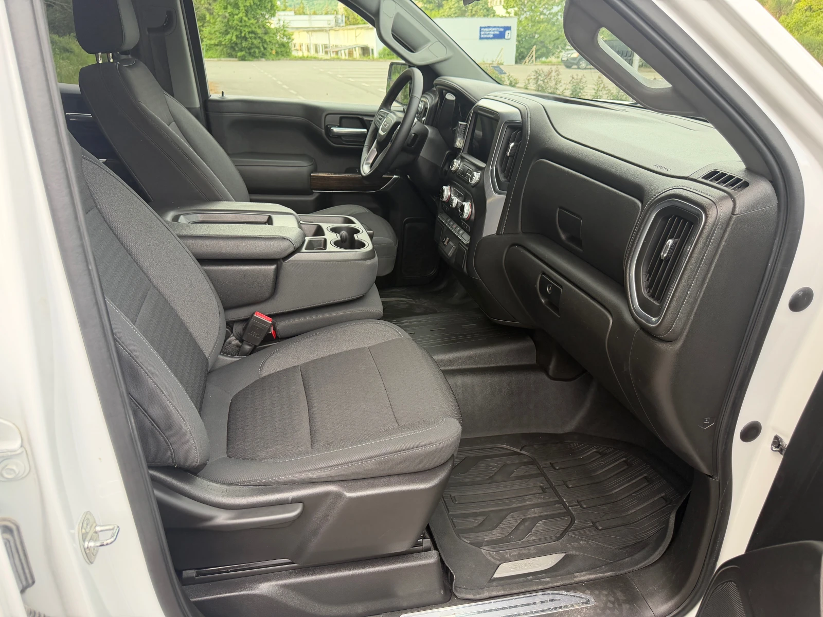 Gmc Sierra 1500 UNIKAT, снимка 11 - Автомобили и джипове - 54496074