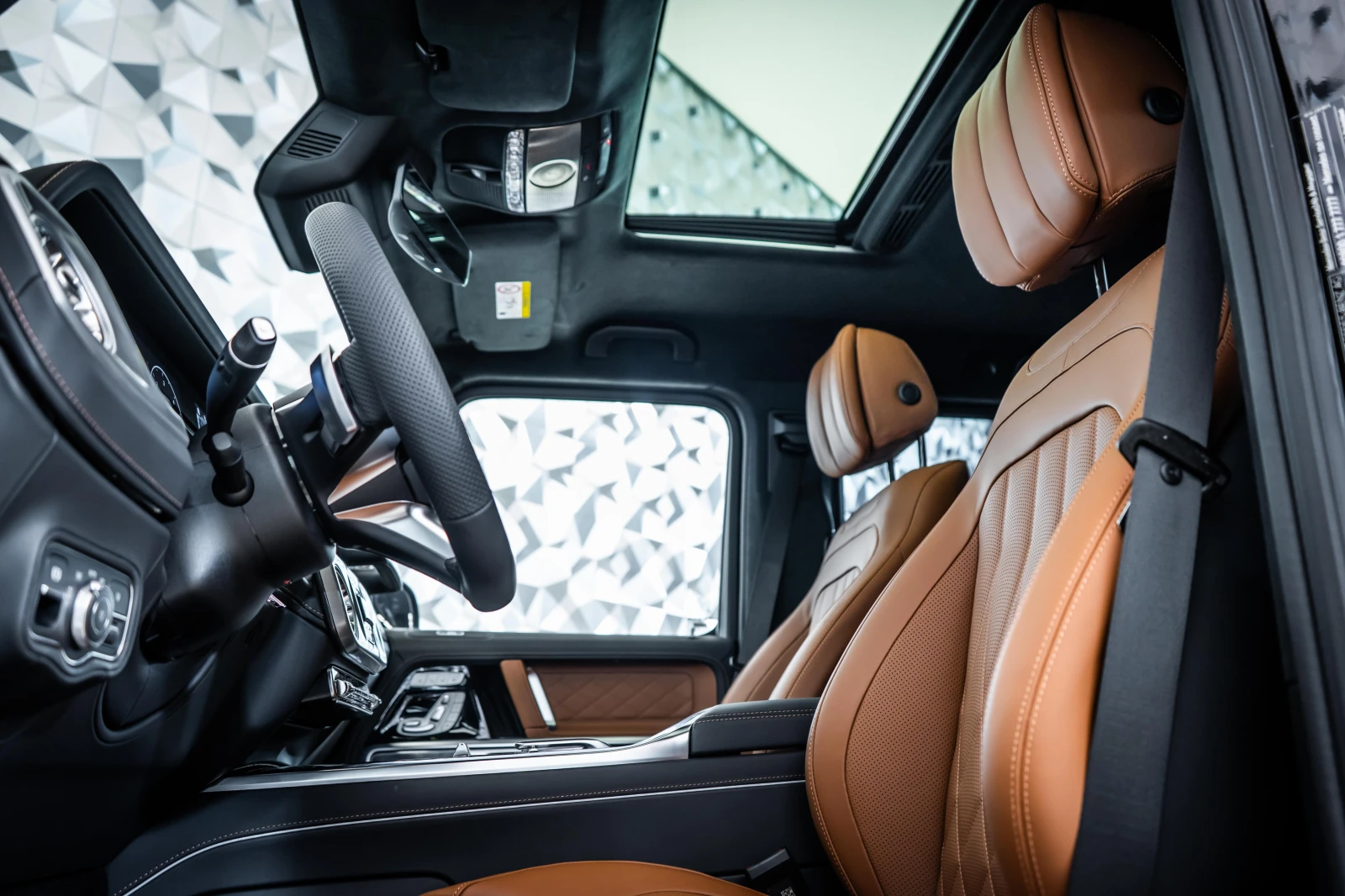 Mercedes-Benz G 450 d 4M AMG* Night* Pano* Burm, снимка 12 - Автомобили и джипове - 54554966