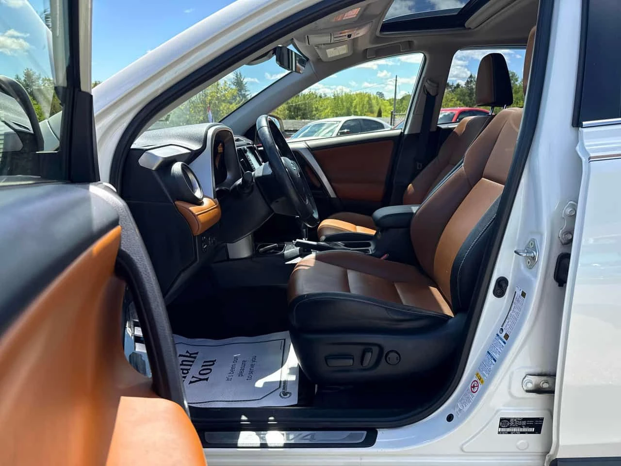 Toyota Rav4 * Limited * АВТОКРЕДИТ БЕЗ ПЪРВОНАЧАЛНА ВНОСКА* , снимка 5 - Автомобили и джипове - 54836885