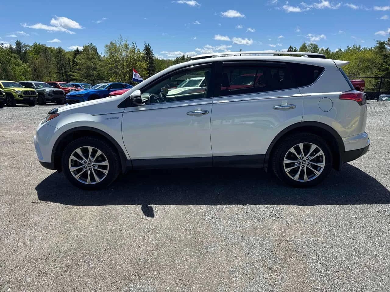 Toyota Rav4 * Limited * АВТОКРЕДИТ БЕЗ ПЪРВОНАЧАЛНА ВНОСКА* , снимка 2 - Автомобили и джипове - 54836885