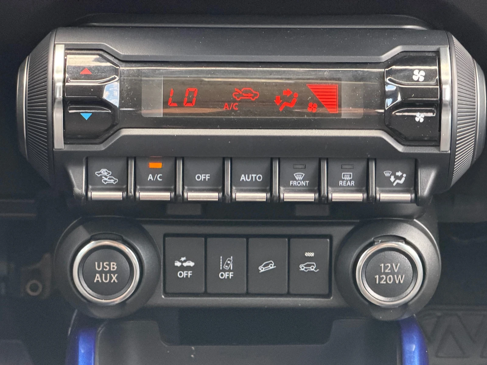Suzuki Ignis 1.2Dual Jet AllGrip 4x4, снимка 16 - Автомобили и джипове - 55468011