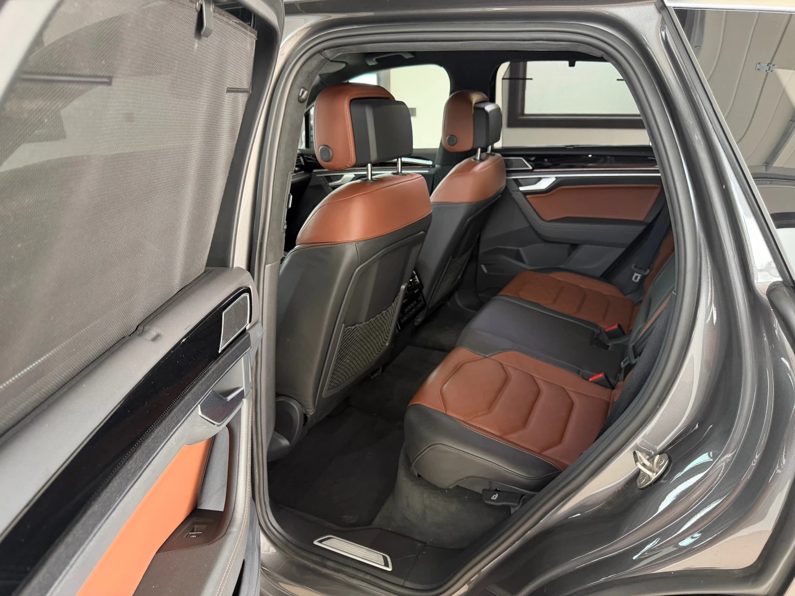 VW Touareg Exclusive , снимка 13 - Автомобили и джипове - 55807251