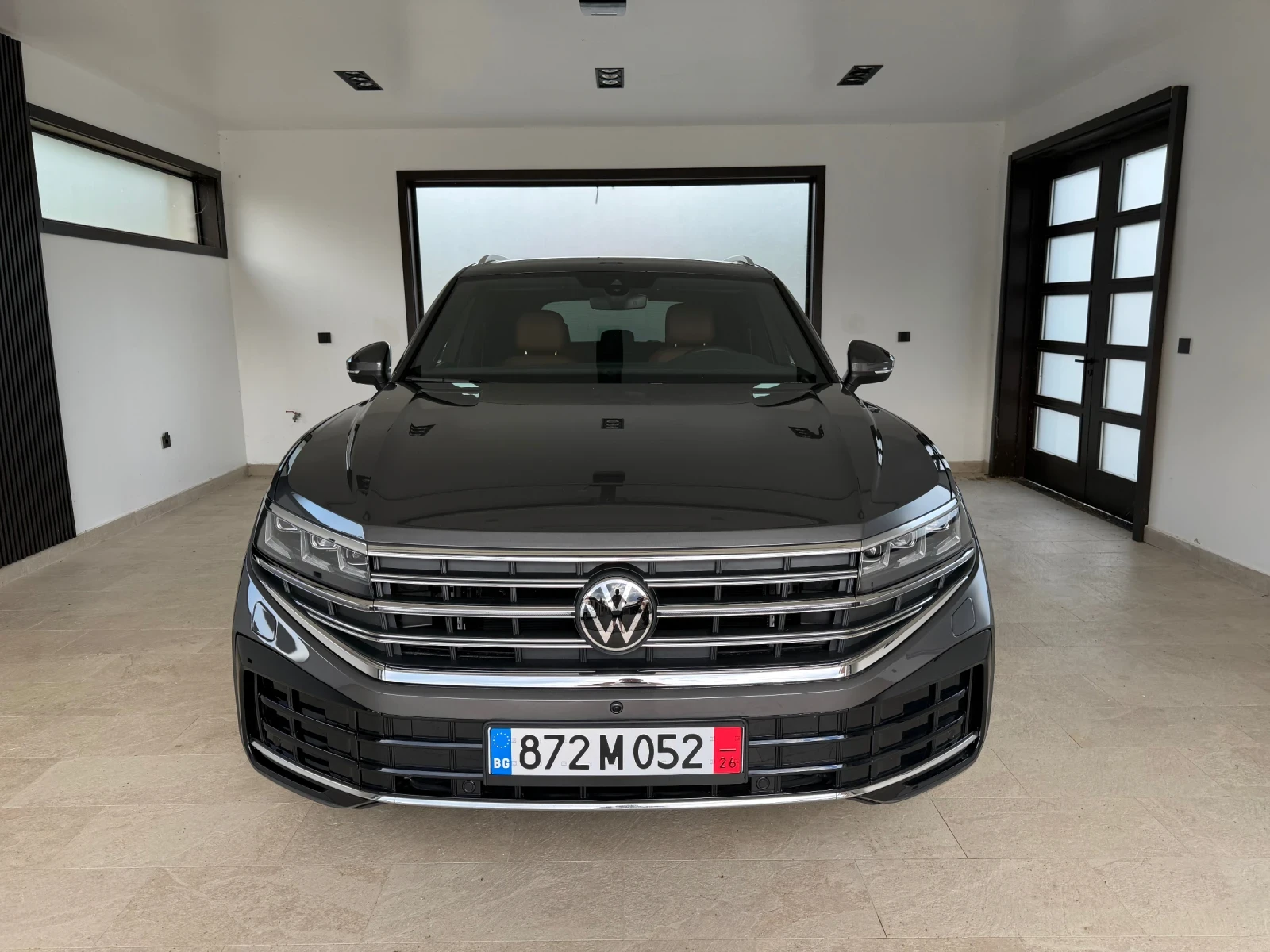 VW Touareg Exclusive , снимка 2 - Автомобили и джипове - 55807251