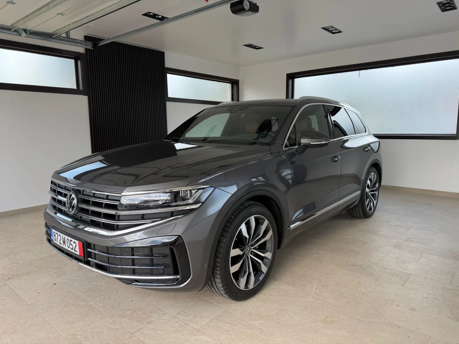 VW Touareg Exclusive , снимка 3 - Автомобили и джипове - 55807251