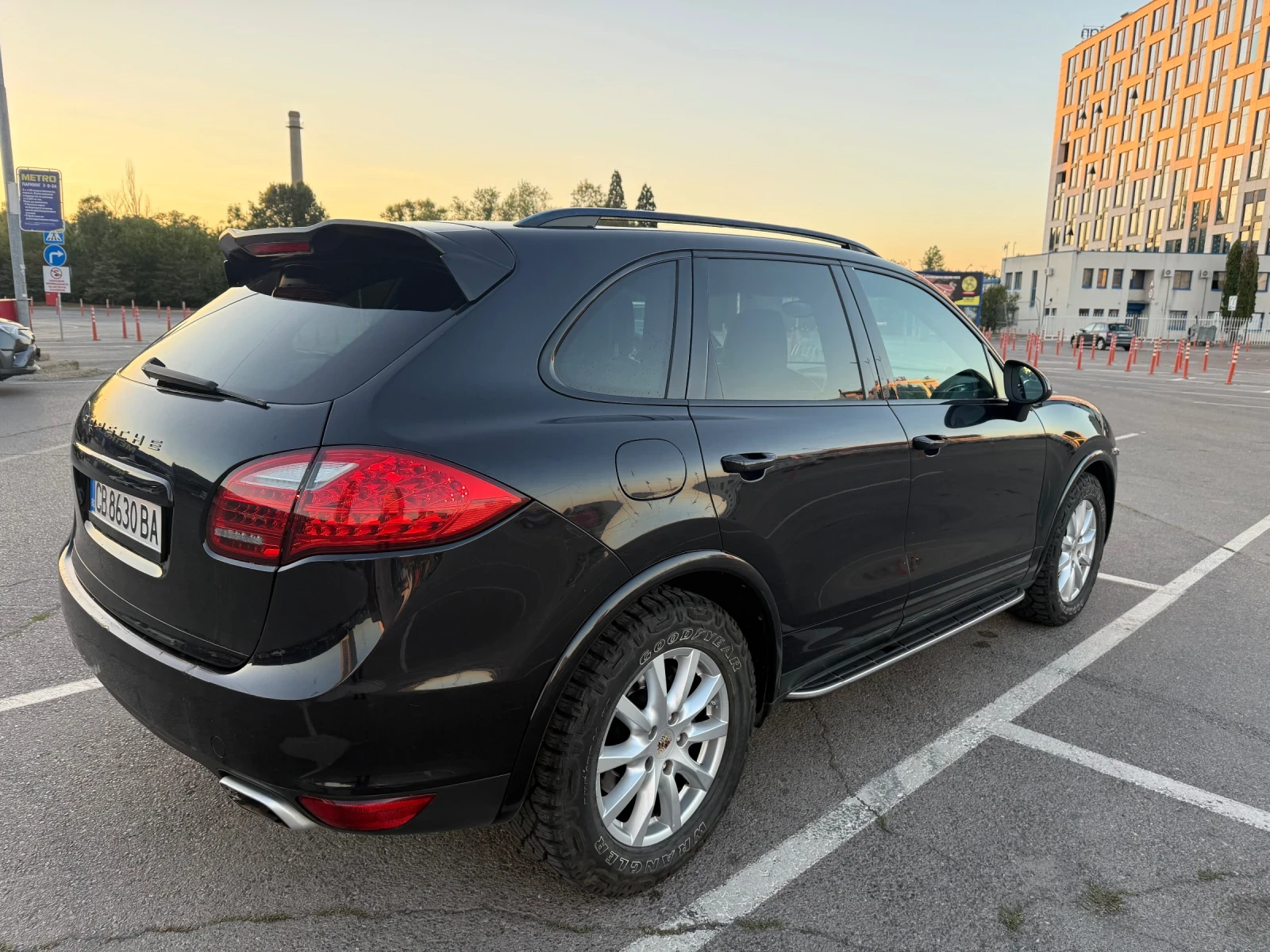Porsche Cayenne, снимка 5 - Автомобили и джипове - 55993771