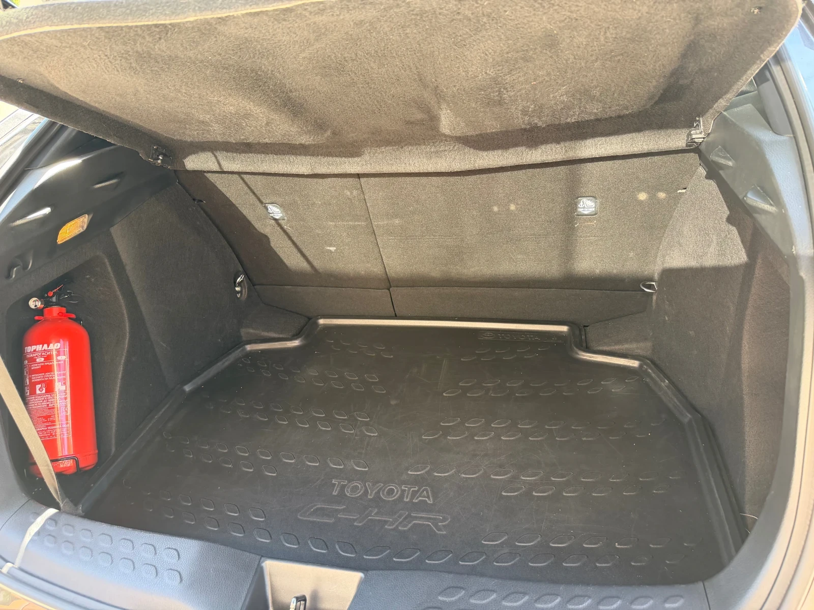 Toyota C-HR, снимка 5 - Автомобили и джипове - 56441670