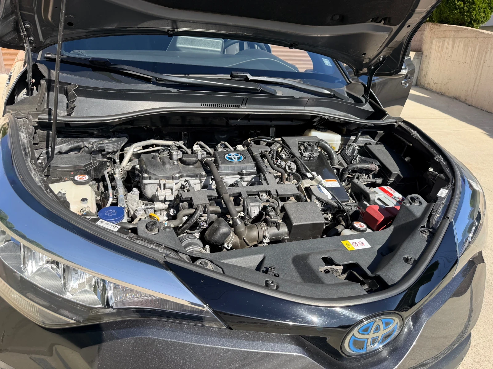 Toyota C-HR, снимка 12 - Автомобили и джипове - 56441670