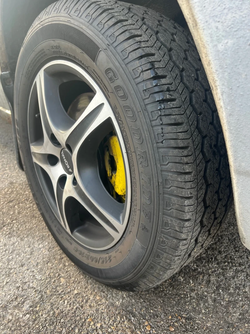 VW Caravelle 2.5TDI-102кс-6+ 1 МЕСТА-НОВ ВНОС, снимка 16 - Бусове и автобуси - 52841989