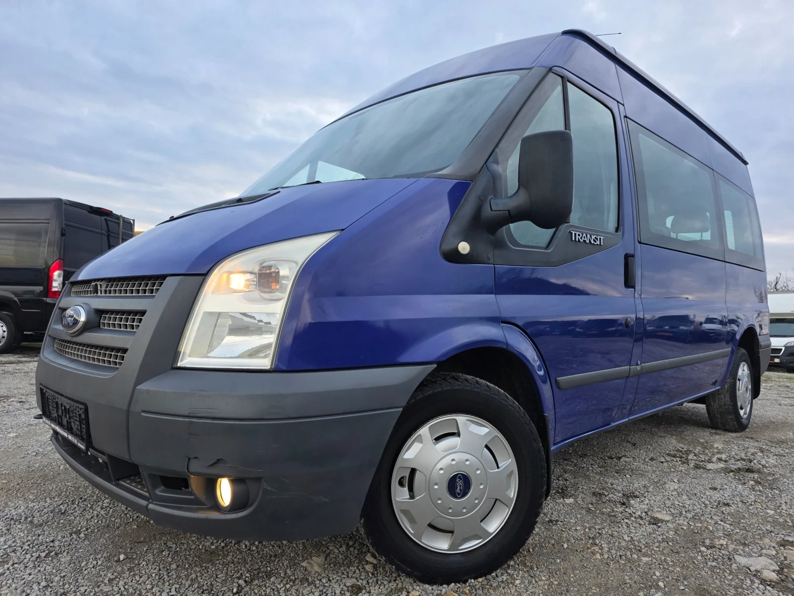 Ford Transit 2.2tdci ����5 8+ 1 6 �������� | Mobile.bg � ����������� 1