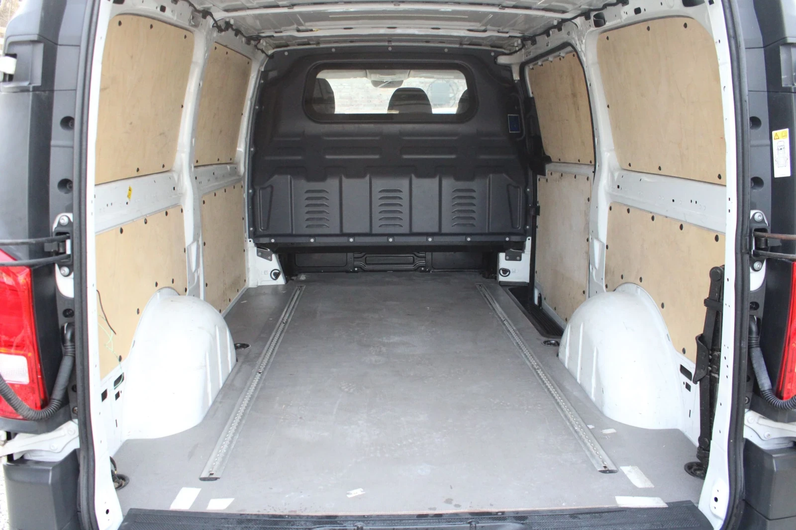 Mercedes-Benz Vito CDI Extra Lang ЦЕНА С ДДС / ОБСЛУЖЕН, снимка 16 - Бусове и автобуси - 53919007