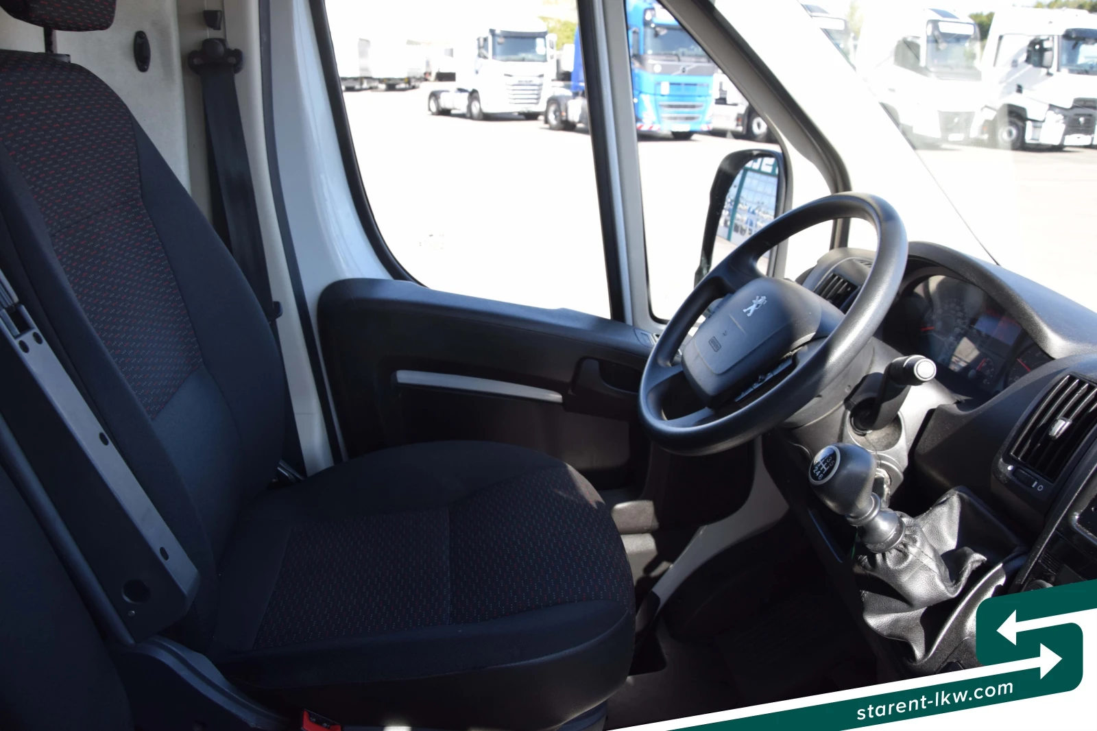 Peugeot Boxer VAN26026, снимка 17 - Бусове и автобуси - 55937641