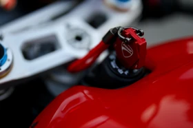 Обява за продажба на Ducati Panigale 4vs ~37 999 лв. - изображение 8