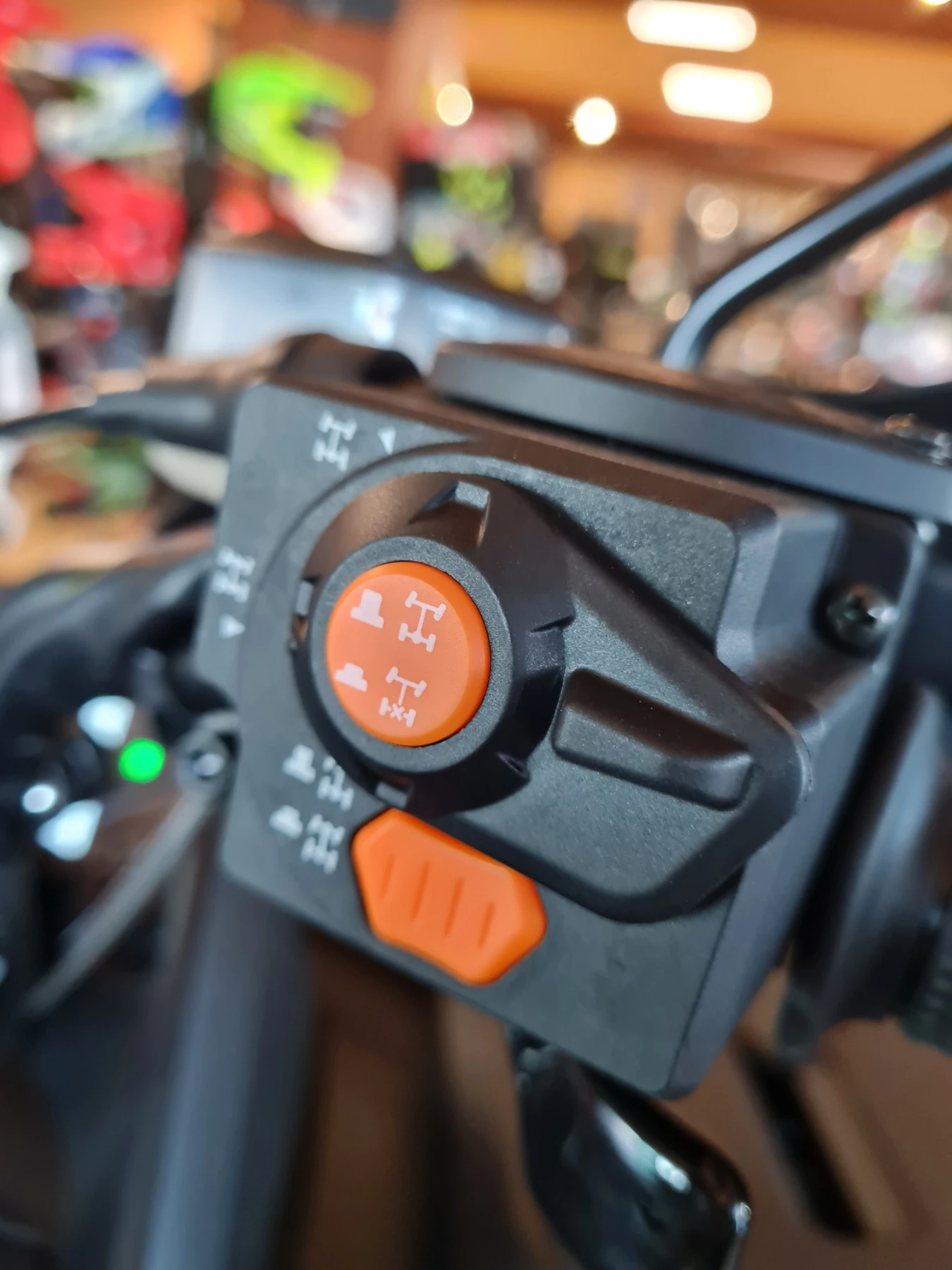 Segway Powersports ATV-Snarler AT6L EPS LIMITED - КАТ Регистрация - изображение 7