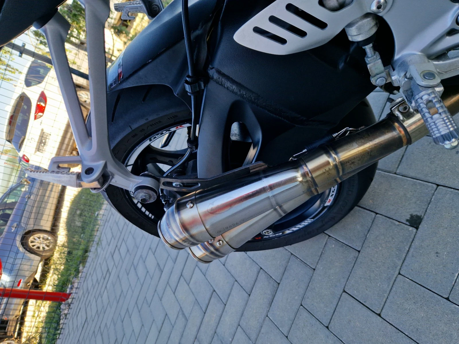Suzuki Gsxr K8 600 - изображение 9