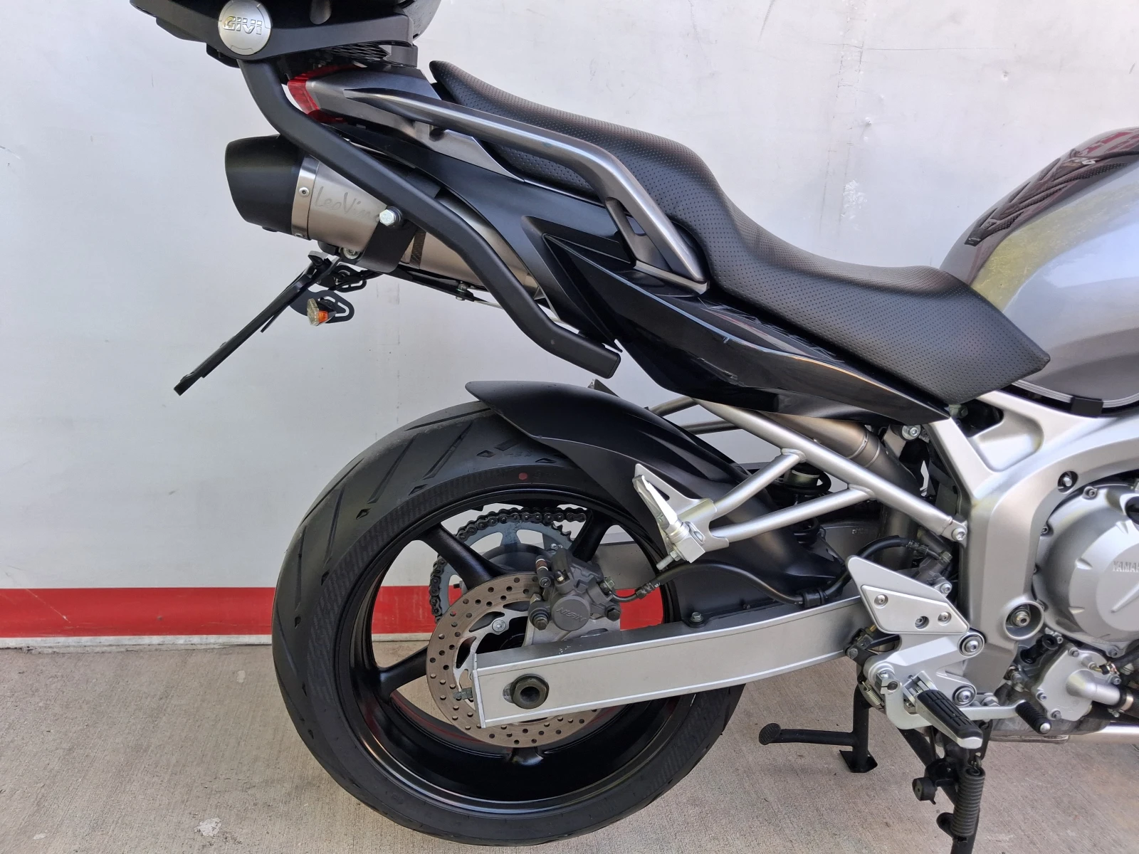 Yamaha Fazer 600i, снимка 13 - Мотоциклети и мототехника - 55308038