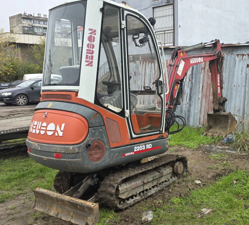 Багер Yanmar Neuson 2t.