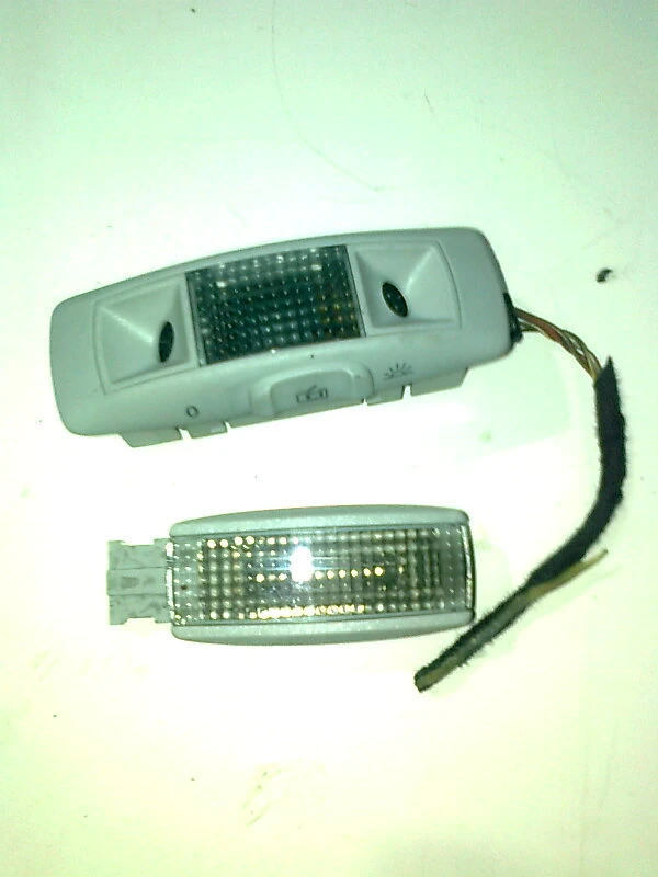 Страничен плафон (2) за Фолксваген Пасат 2,0 b5.5 