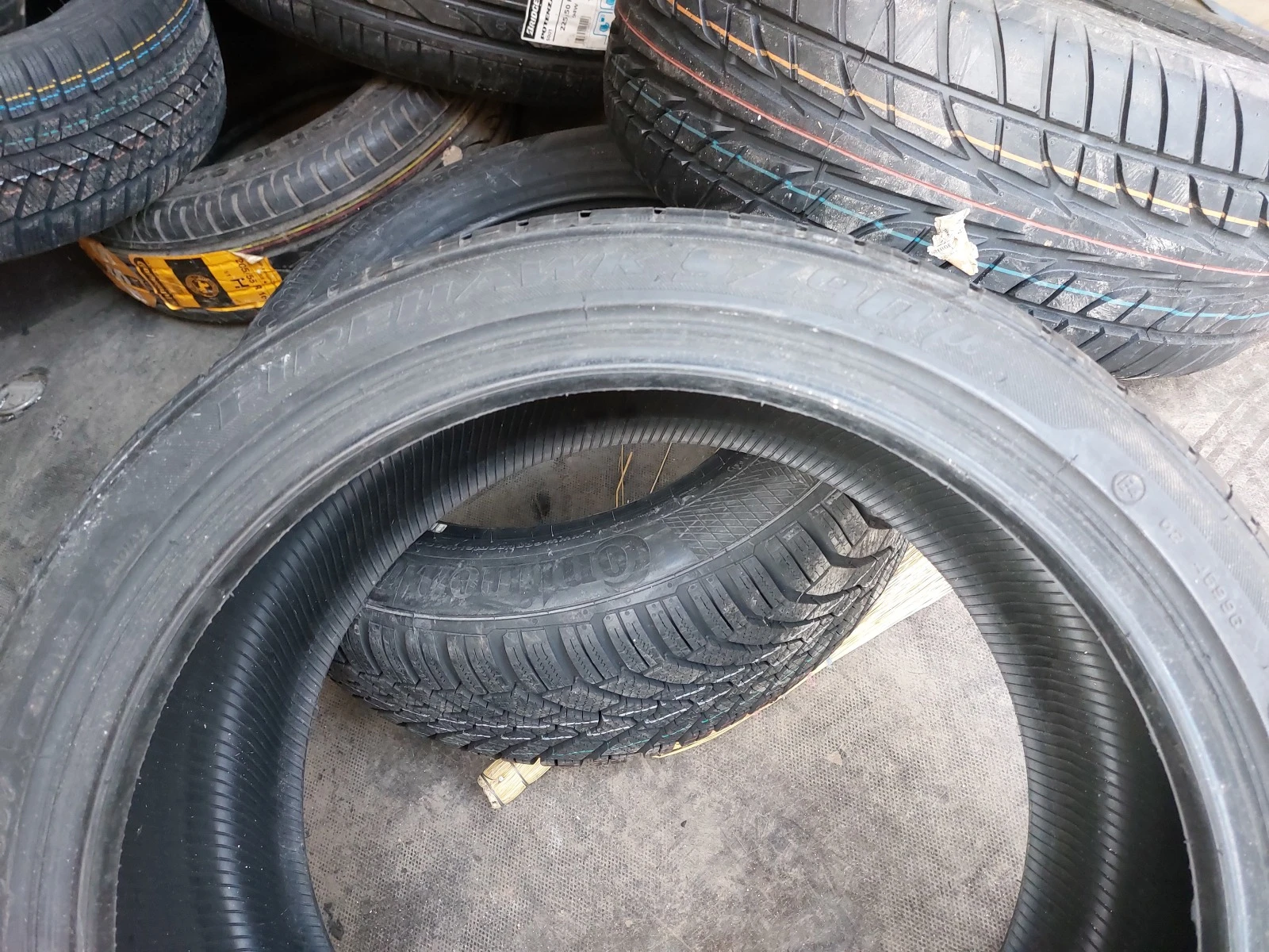 ���� 235/40R18 | Mobile.bg � ����������� 5