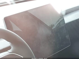 Tesla Model 3, снимка 16