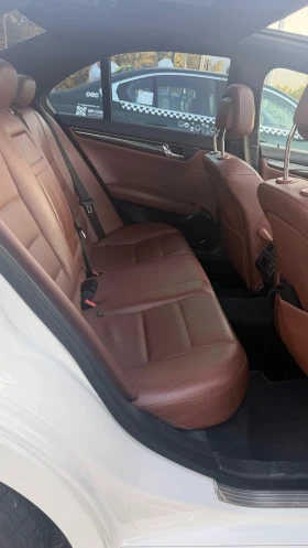 Mercedes-Benz C 350, снимка 13