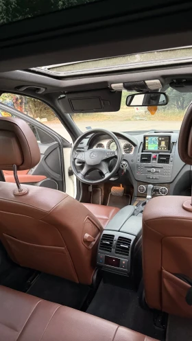 Mercedes-Benz C 350, снимка 7