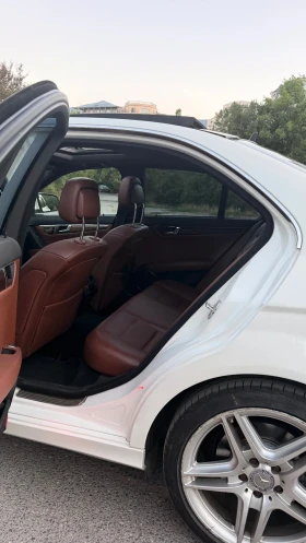 Mercedes-Benz C 350, снимка 14