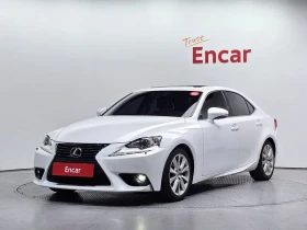 ������ Lexus IS