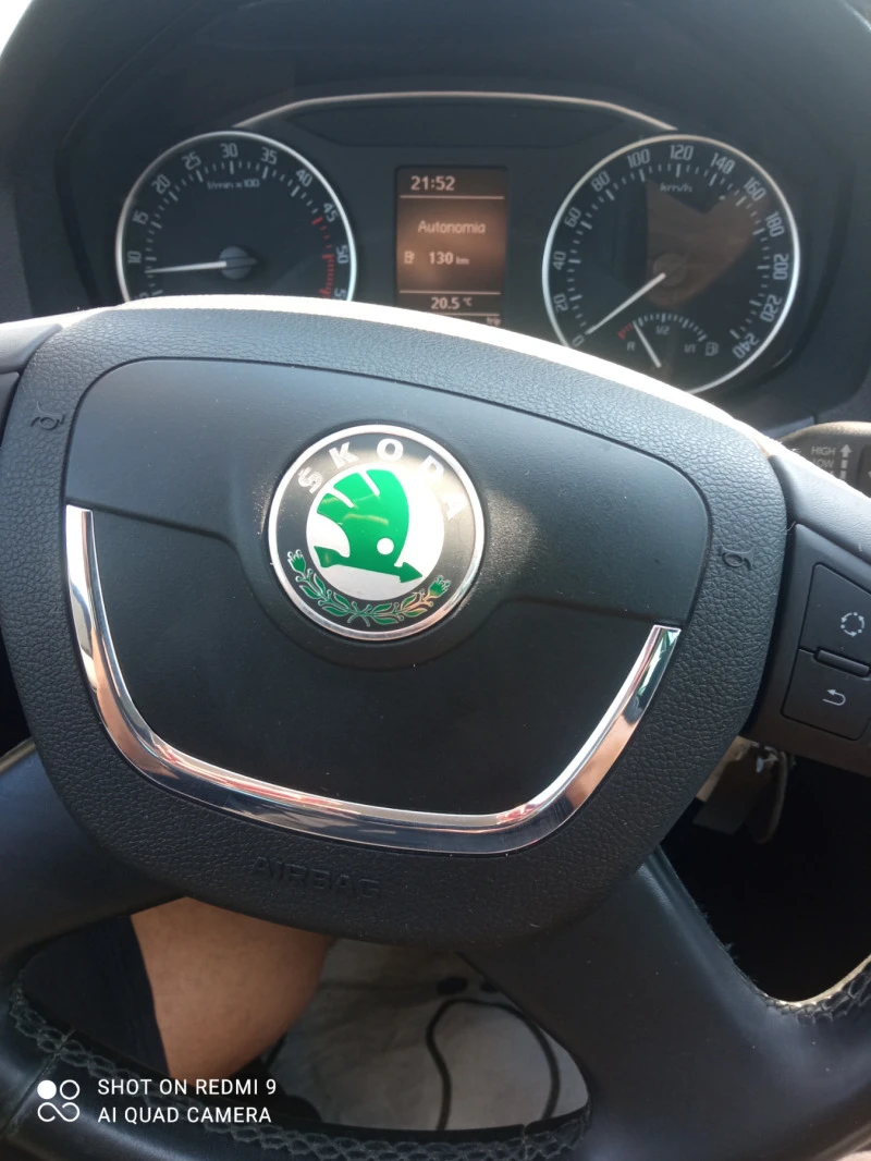 Skoda Octavia 1.6 дизел , снимка 13 - Автомобили и джипове - 46242106