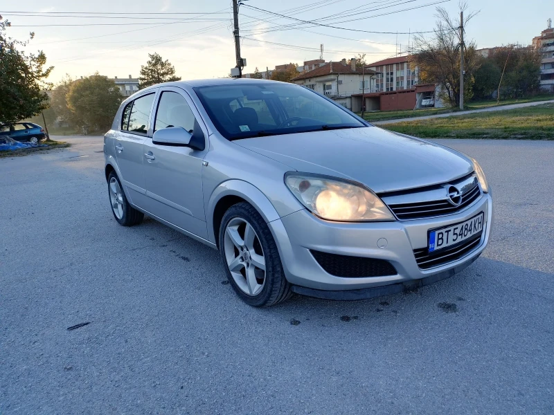 Opel Astra 1.7cdti, снимка 1 - Автомобили и джипове - 47740482