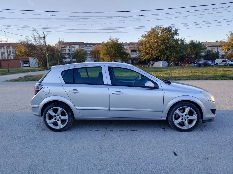 Opel Astra 1.7cdti, снимка 6 - Автомобили и джипове - 47740482