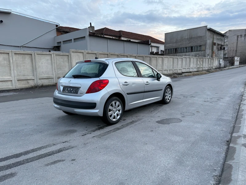 Peugeot 207 1, 4 газ/бензин, снимка 2 - Автомобили и джипове - 49173704